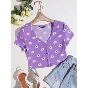 NEW‎ SHEIN EZwear Buttoned Front Floral Crop Tee Size XL